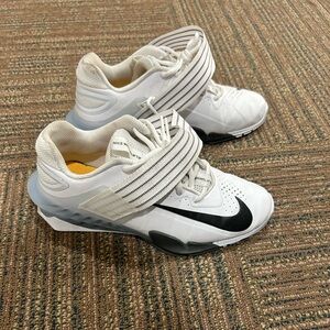 Nike Romaleo lifters- M6.5, W8